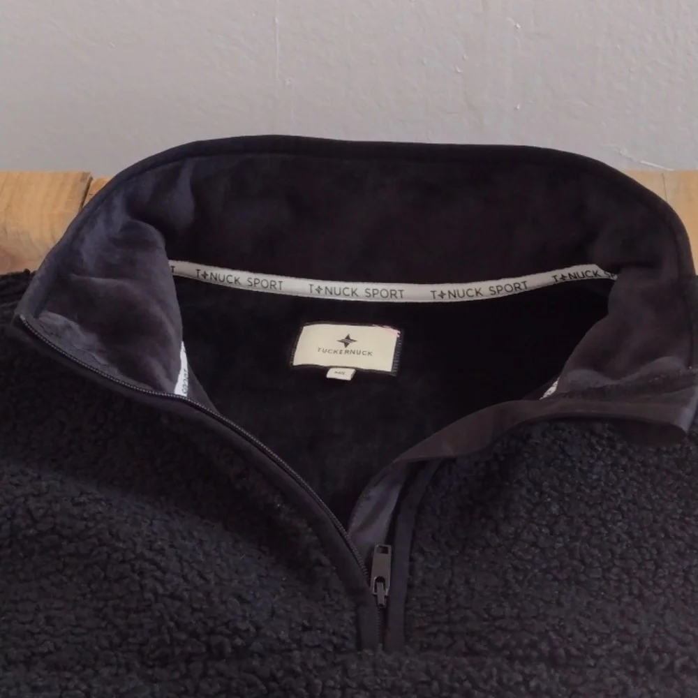 Tuckernuck Sport Black Fleece Cady Quarter Zip Pullover Size M/L SOLD - Picture 5 of 16